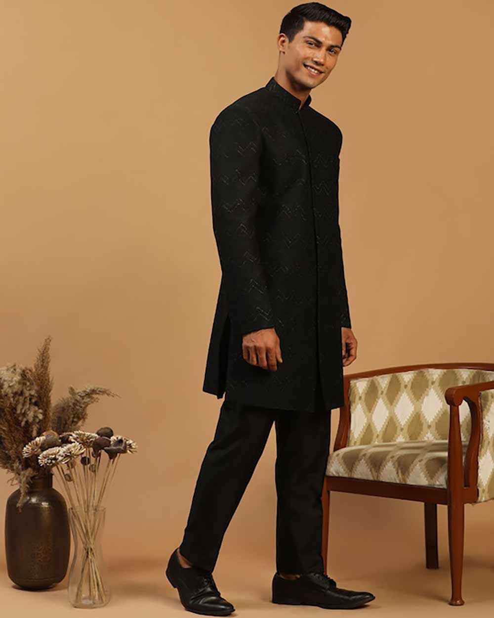 VASTRAMAY Glitter Printed Slim-Fit Sherwani Set